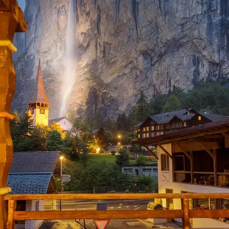 Wasserfallhuesli In Lauterbrunnen, Near Interlaken, Muerren, Wengen 아파트 *
