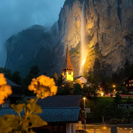 Wasserfallhuesli In Lauterbrunnen, Near Interlaken, Muerren, Wengen Apartmán